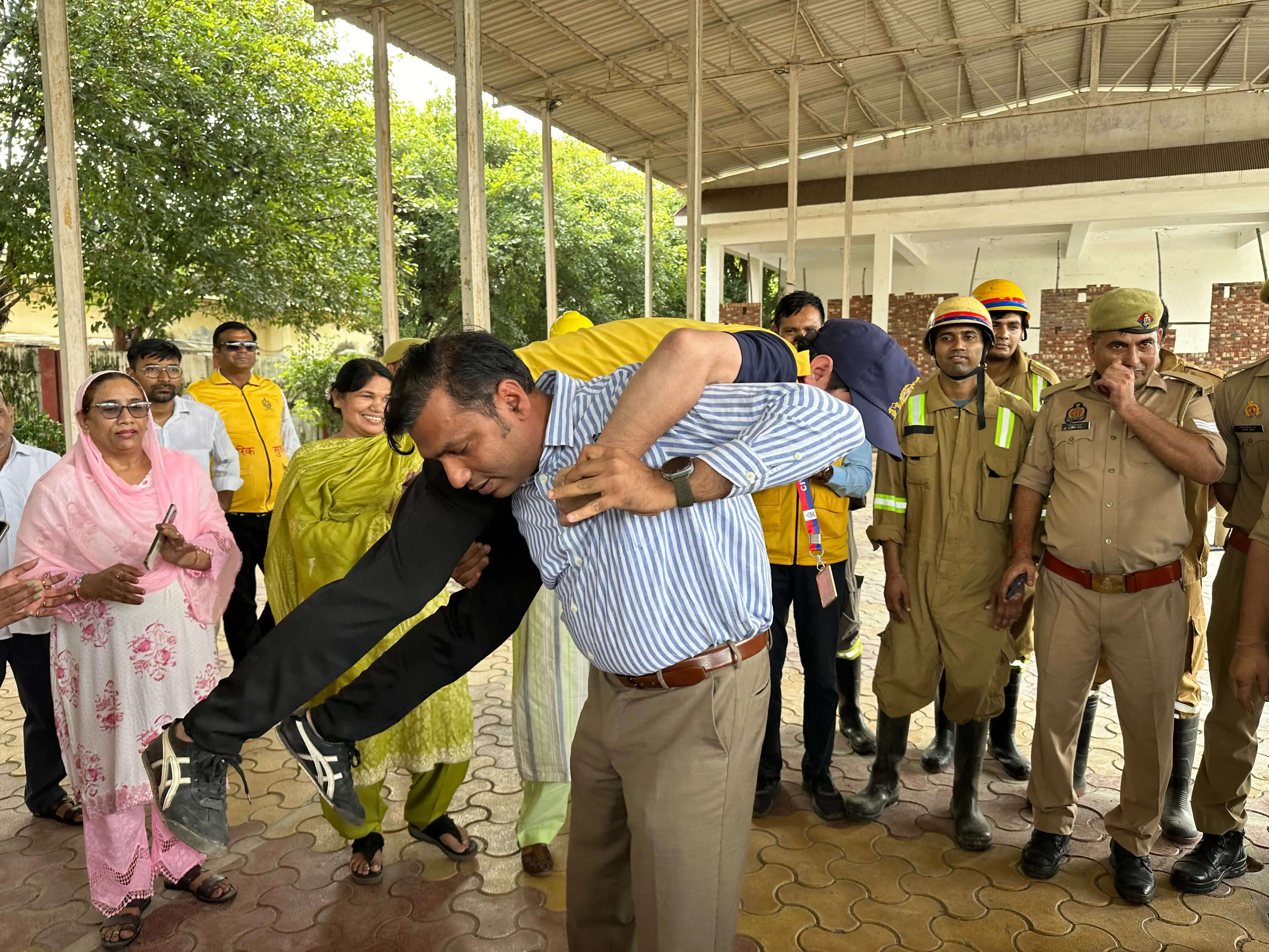 आपातकालीन स्थितियों में सतर्कता एवं समन्वय आवश्यक : अंकुर श्रीवास्तव