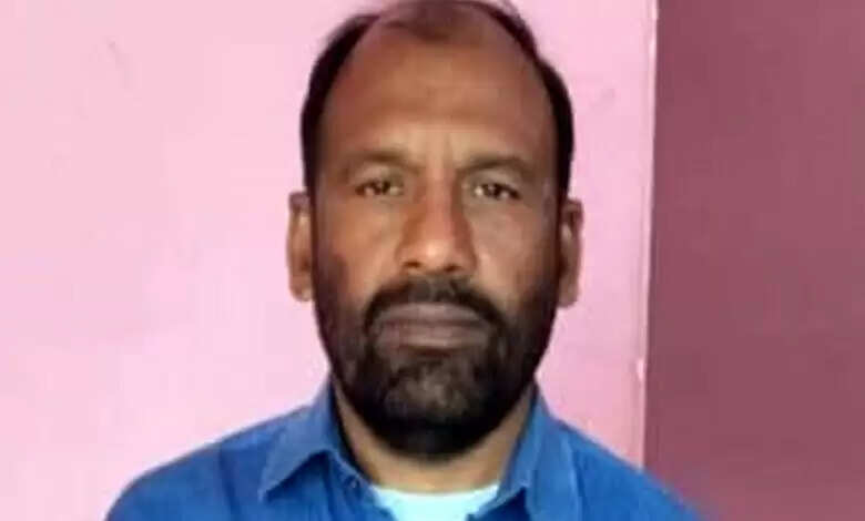 आकाशीय बिजली की चपेट में आने से राजद नेता की मौत