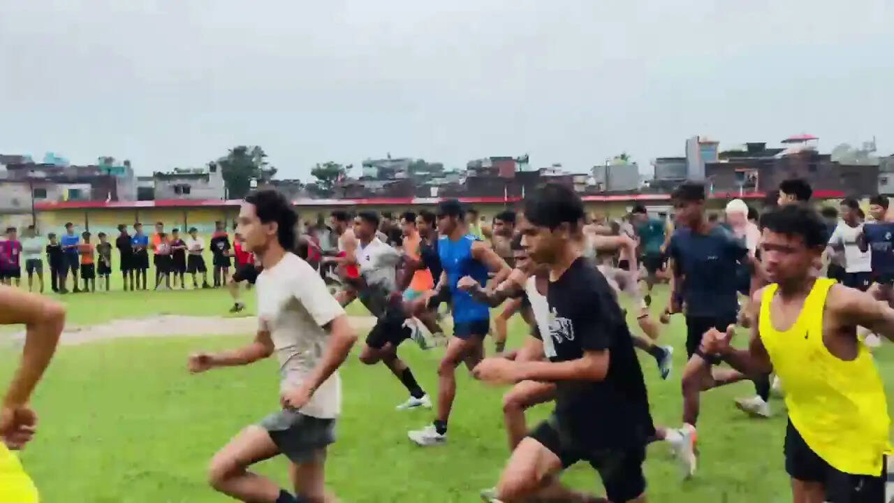 स्वतंत्रता दिवस पर टनकपुर में आयोजित क्रॉस कंट्री