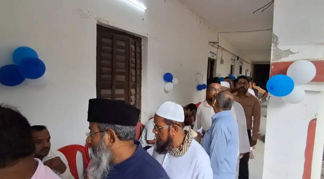 सारण शिक्षक निर्वाचन क्षेत्र में मतदान शुरू