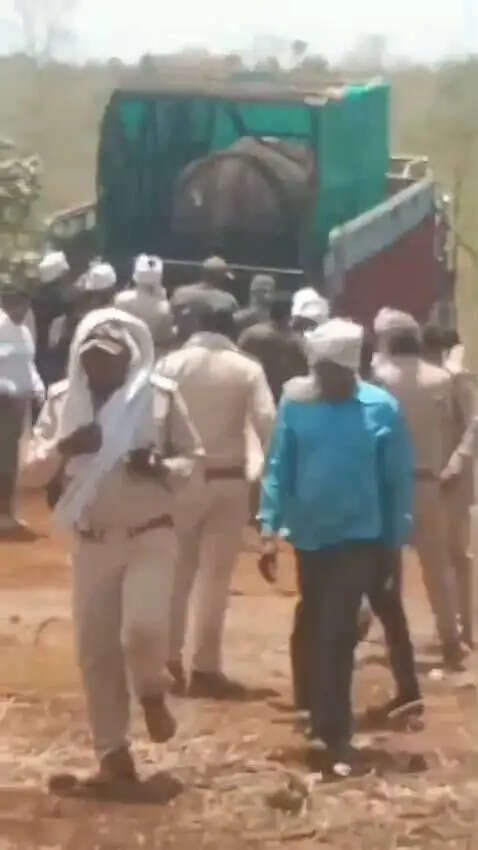अनूपपुर: 4 दिनों से परेशान रेस्क्यू दल ने उत्पात्ती हाथी को किया काबू, बांधवगढ़ में होगा ठिकाना