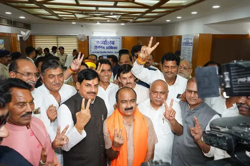 मप्र से राज्यसभा के लिए भाजपा उम्मीदवार महेश केवट ने दाखिल किया नामांकन, तीसरी सीट के लिए रोचक हुआ मुकाबला
