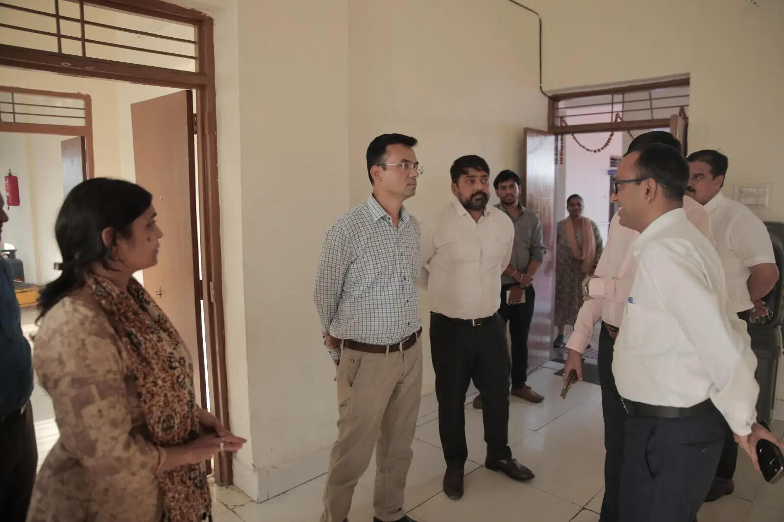 कोरबा : आकांक्षी जिला प्रभारी संयुक्त सचिव नीरज बंसोड़ ने दिव्यांग आवासीय विद्यालय का किया निरीक्षण