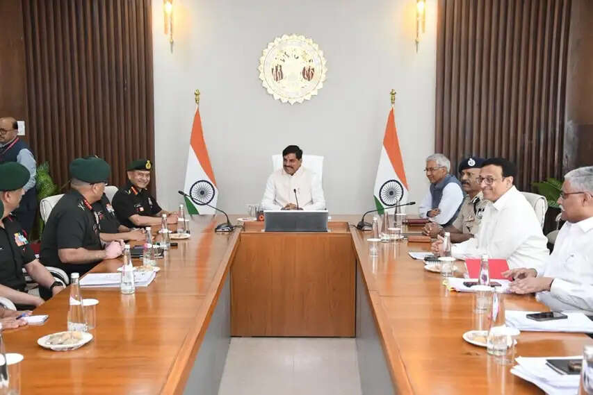 भारतीय सेना की शौर्य और बलिदान की परंपरा से जुड़ना गर्व का विषय : माेहन यादव