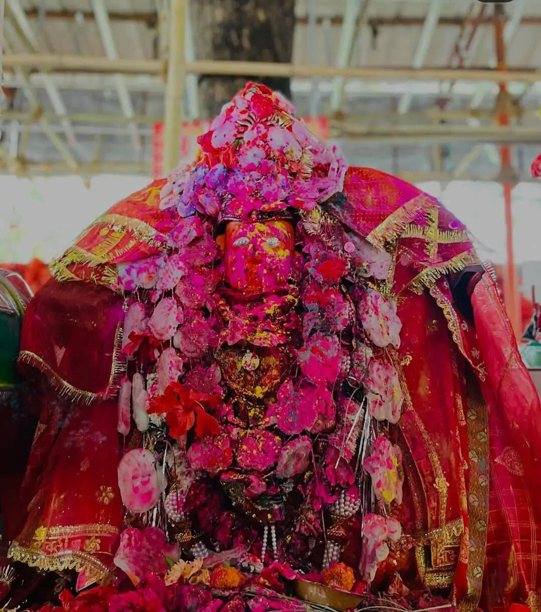 धमतरी : मां अंगारमोती में मनाई गई अनूठी पारंपरिक देव होली