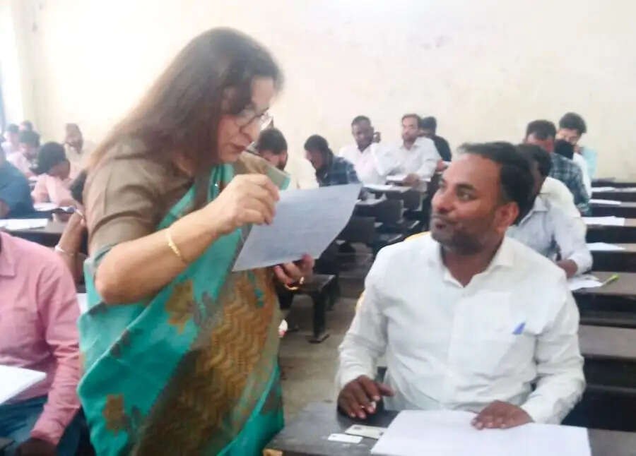 दीनदयाल उपाध्याय गोरखपुर विश्वविद्यालय: शोध पात्रता परीक्षा के पहले दिन 86 प्रतिशत हुए शामिल