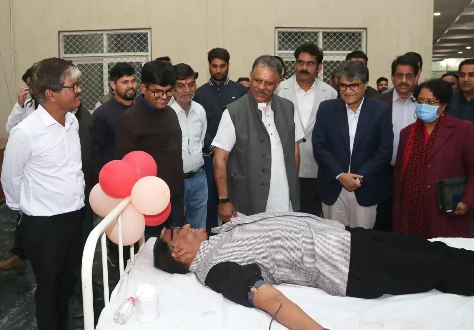 जीवन बचाना सबसे बड़ा पुण्य, रक्तदान से मिलती है नई जिंदगी : चिकित्सा मंत्री