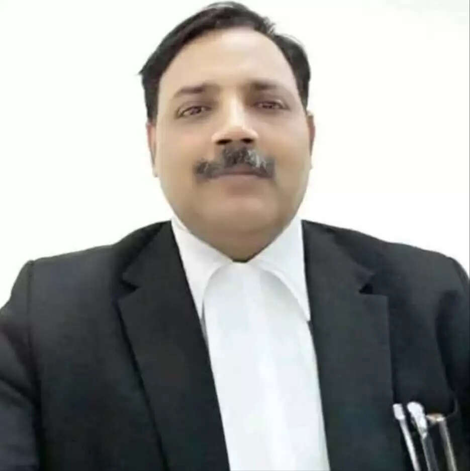 जय कृष्ण बने उच्च न्यायालय के न्यायाधीश, क्षेत्र में खुशी की लहर