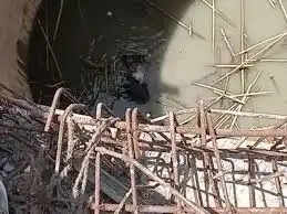 देवास के&nbsp;ग्राम&nbsp;शिप्रा के 40 फीट गहरे कुएं में मजदूर गिरे, तीन घायल, एक की हालत गंभीर