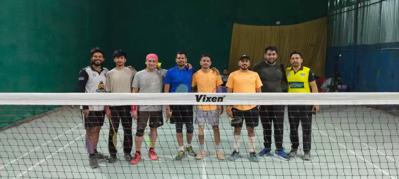 स्पोर्ट्स कार्निवाल सीजन एक के बैडमिंटन टूर्नामेंट में किशनगंज चैंपियन