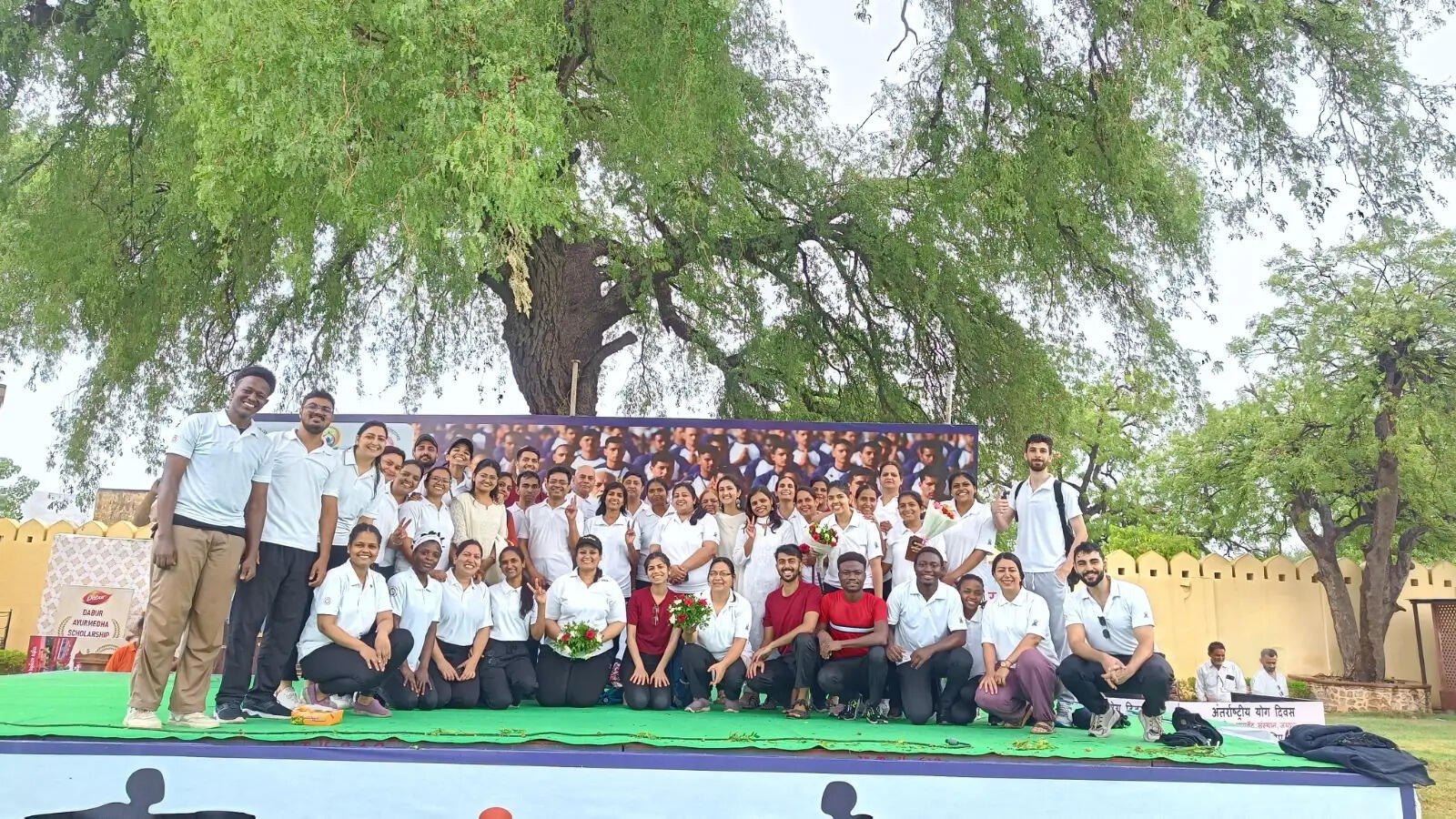 अंतर्राष्ट्रीय योग दिवस : बारिश की फुहारों के बीच ऐतिहासिक जंतर-मंतर से गूंजा ‘योग फॉर हेल्दी एजिंग’ का वैश्विक संदेश