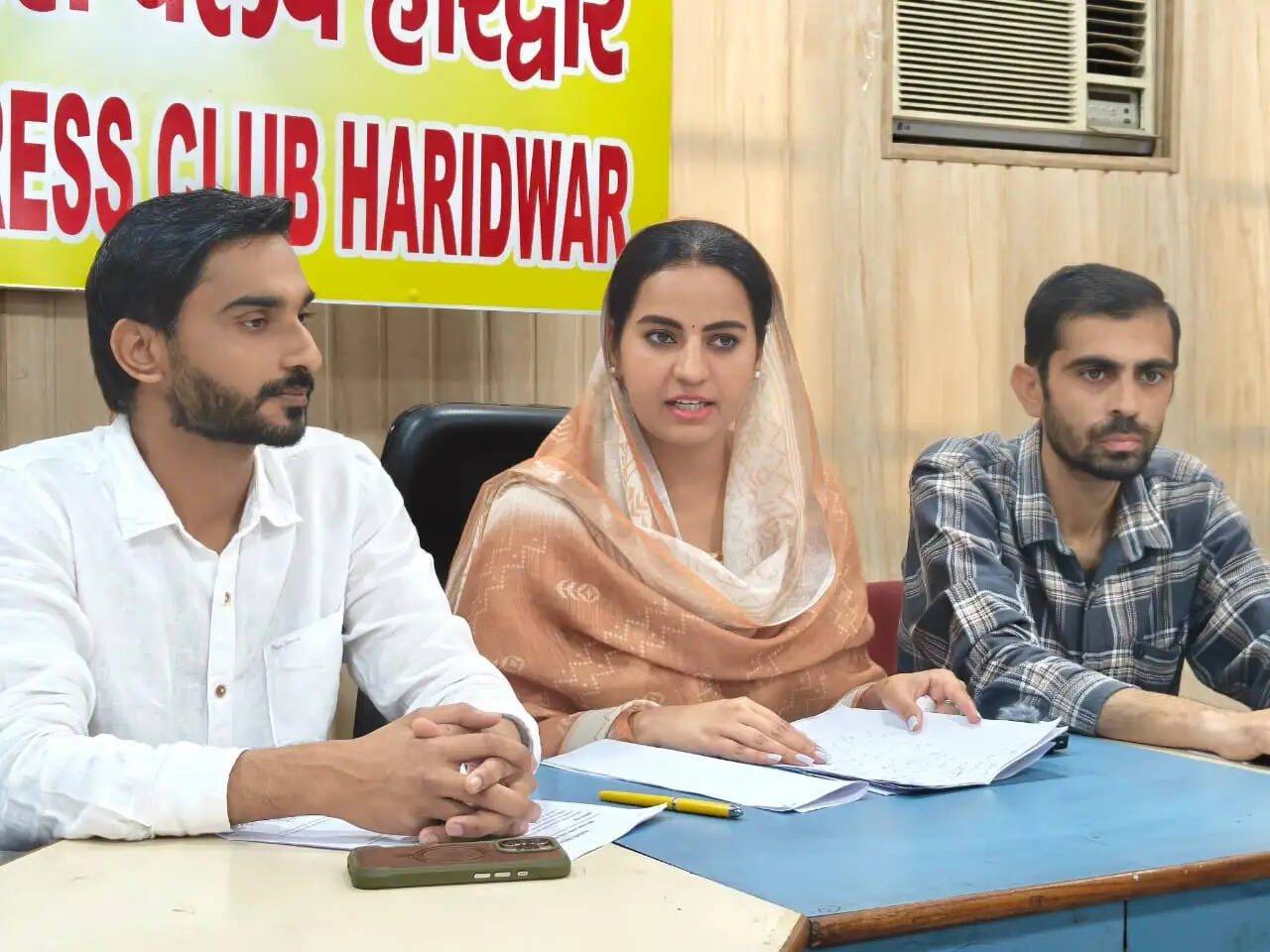 महिलाओं को आरक्षण देने की पक्षधर है कांग्रेस-हरनीत कौर बरार