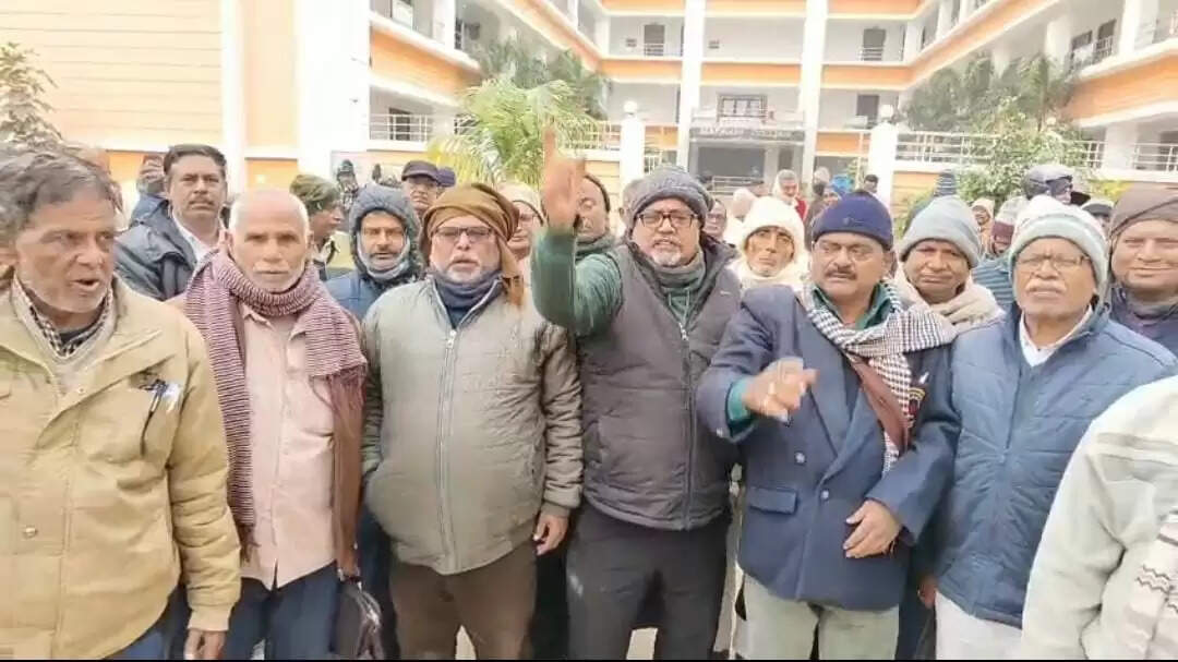 टीएमबीयू में सेमेस्टर फोर का मूल्यांकन ठप, शिक्षकों ने दी आंदोलन की चेतावनी