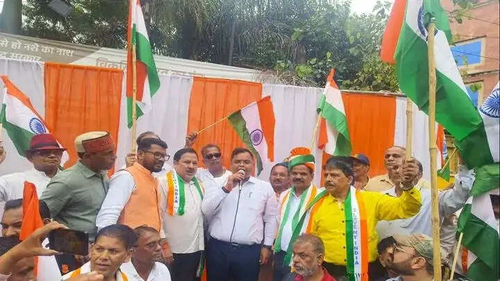 इंदौर में निकली विशाल वाहन यात्रा, हर घर तिरंगा अभियान में उमड़ा देशभक्ति का उत्साह
