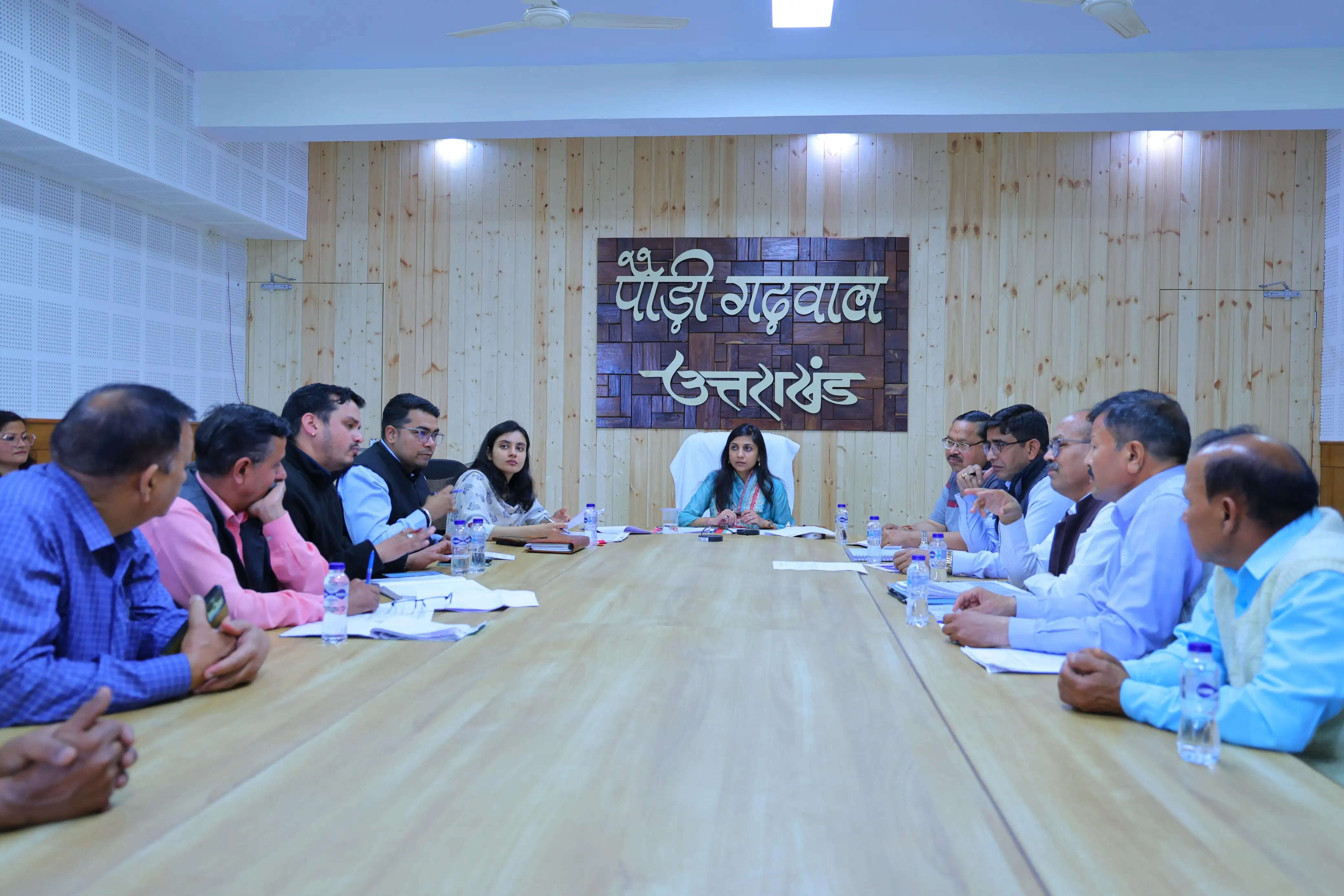 स्वतंत्रता संग्राम सेनानी के परिवारों को मिले सभी सुविधाएं:जिलाधिकारी