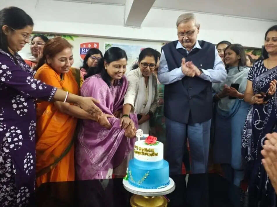 आरकेडीएफ यूनिवर्सिटी में मना कुलाधिपति का जन्मदिन