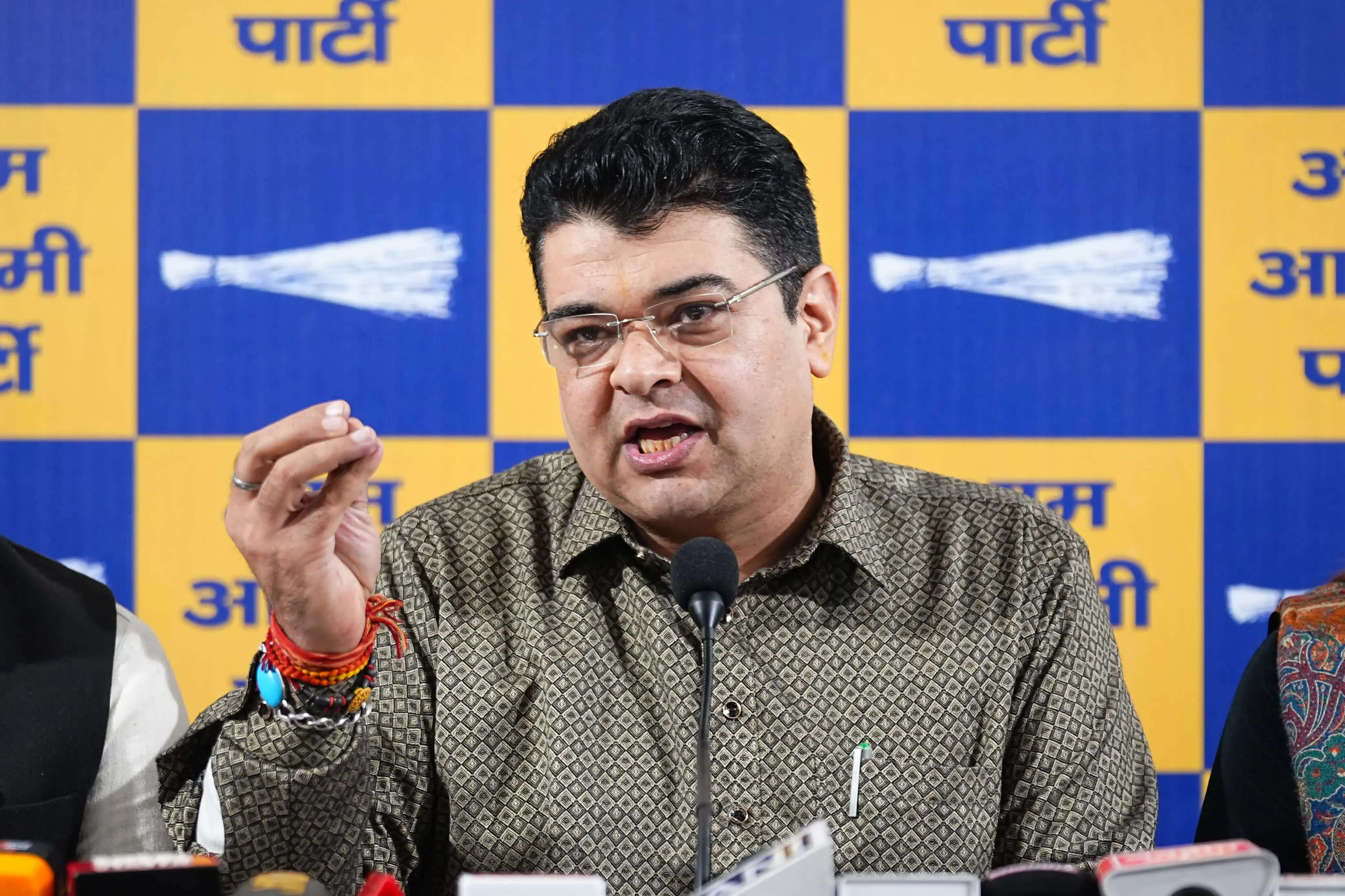 राम मंदिर को लेकर आम आदमी पार्टी का सरकार पर हमला