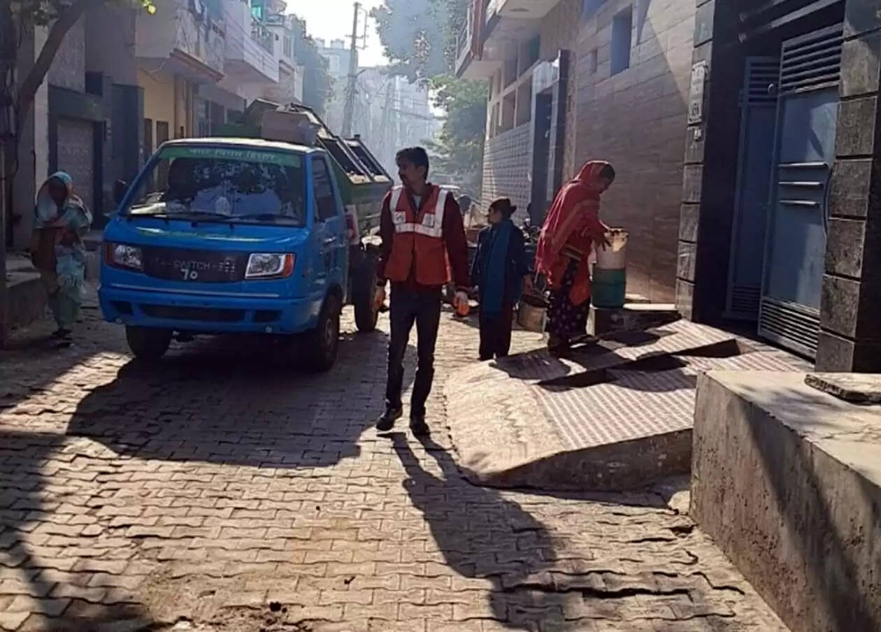 हिसार : स्वच्छता को मिल रही गति, सभी वार्डो में डोर-टू-डोर हो रहा नियमित कचरे का उठान