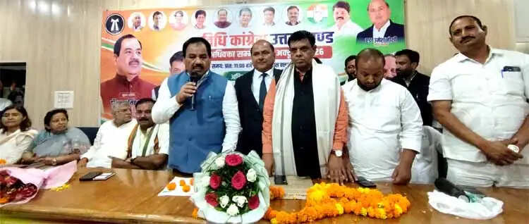 अधिवक्ताओं की पांच सूत्रीय मांगें, सरकार पर अनदेखी का आरोप