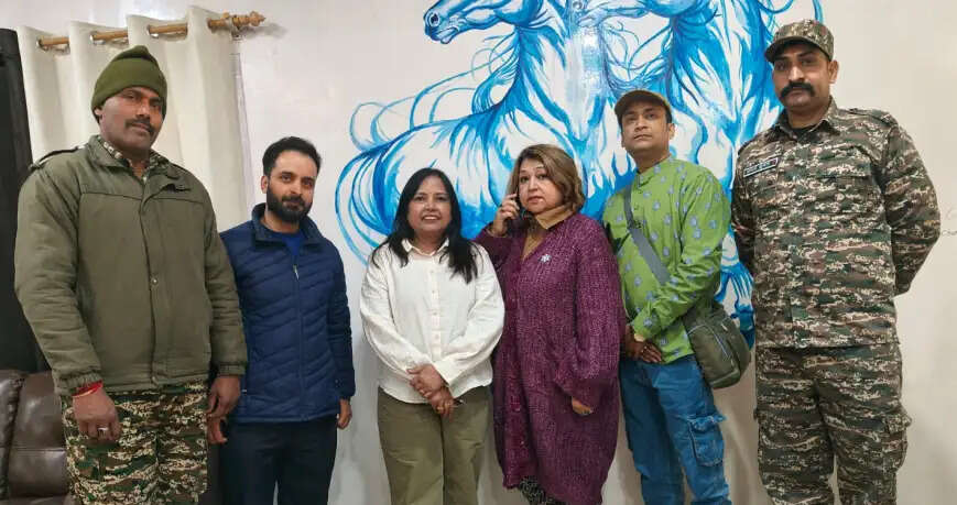 ‘आदि शंकराचार्य संसार’ कला कार्यशाला का श्रीनगर में भव्य समापन, आध्यात्मिक दर्शन और समकालीन कला का संगम, देशभर के कलाकारों ने दी रचनात्मक अभिव्यक्ति