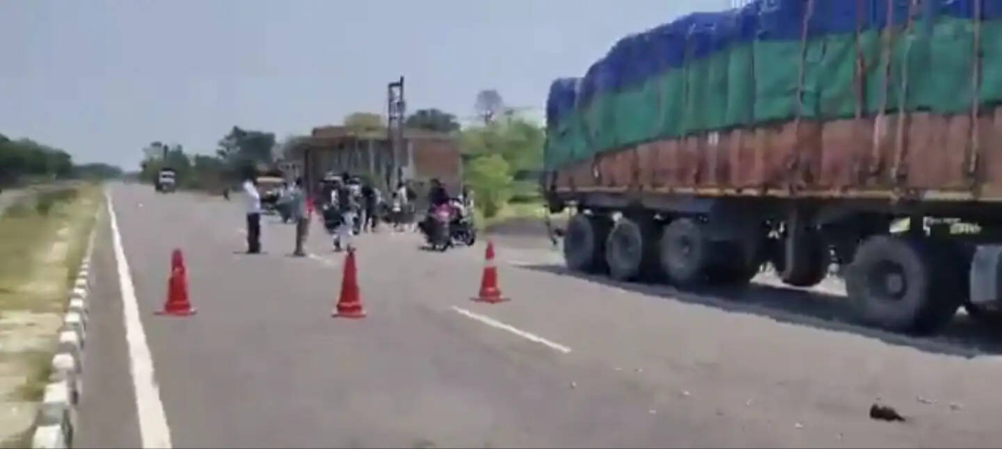 सड़क दुर्घटना में बाइक सवार की मौत