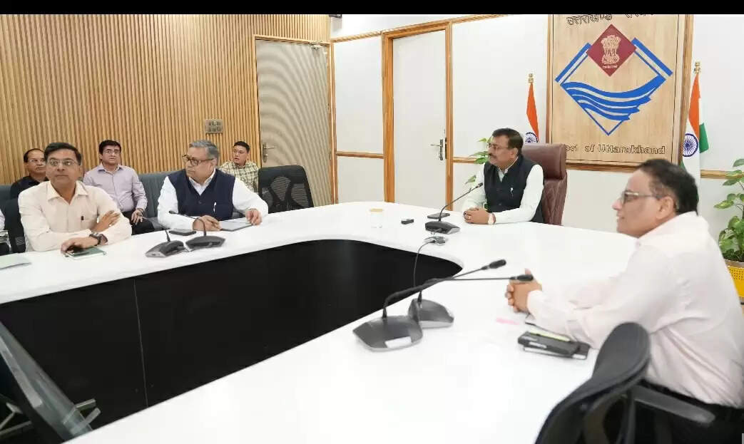 वनाग्नि रोकथाम के लिए अधिकारियाें ने की समीक्षा, फॉरेस्ट फायर के लिए बनेगा प्रिडिक्शन मॉडल