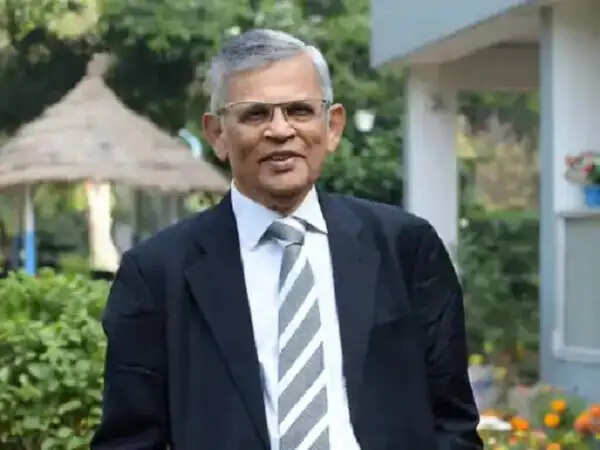 सतना : पद्मश्री डॉ. बी.के. जैन का निधन, चित्रकूट में शोक की लहर