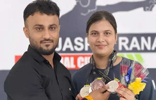 सोनीपत: प्री-नेशनल शूटिंग प्रतियोगिता में दिव्यांशी ने जीते चार पदक