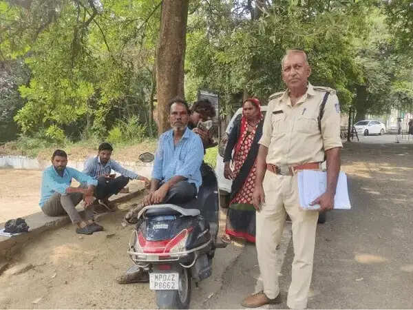 भोपाल:&nbsp;पांच दिन से लापता युवक का कुएं में मिला शव, परिजनों ने दर्ज नहीं कराई थी गुमशुदगी, पुलिस ने&nbsp;शुरू की जांच