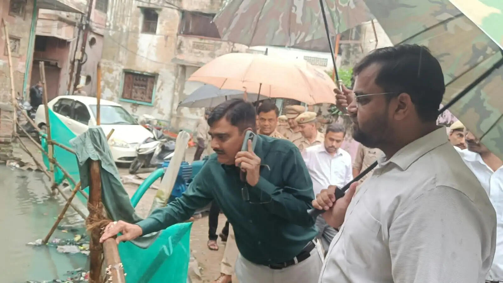 नाला सफाई व्यवस्था का मंडलायुक्त ने लिया जायजा