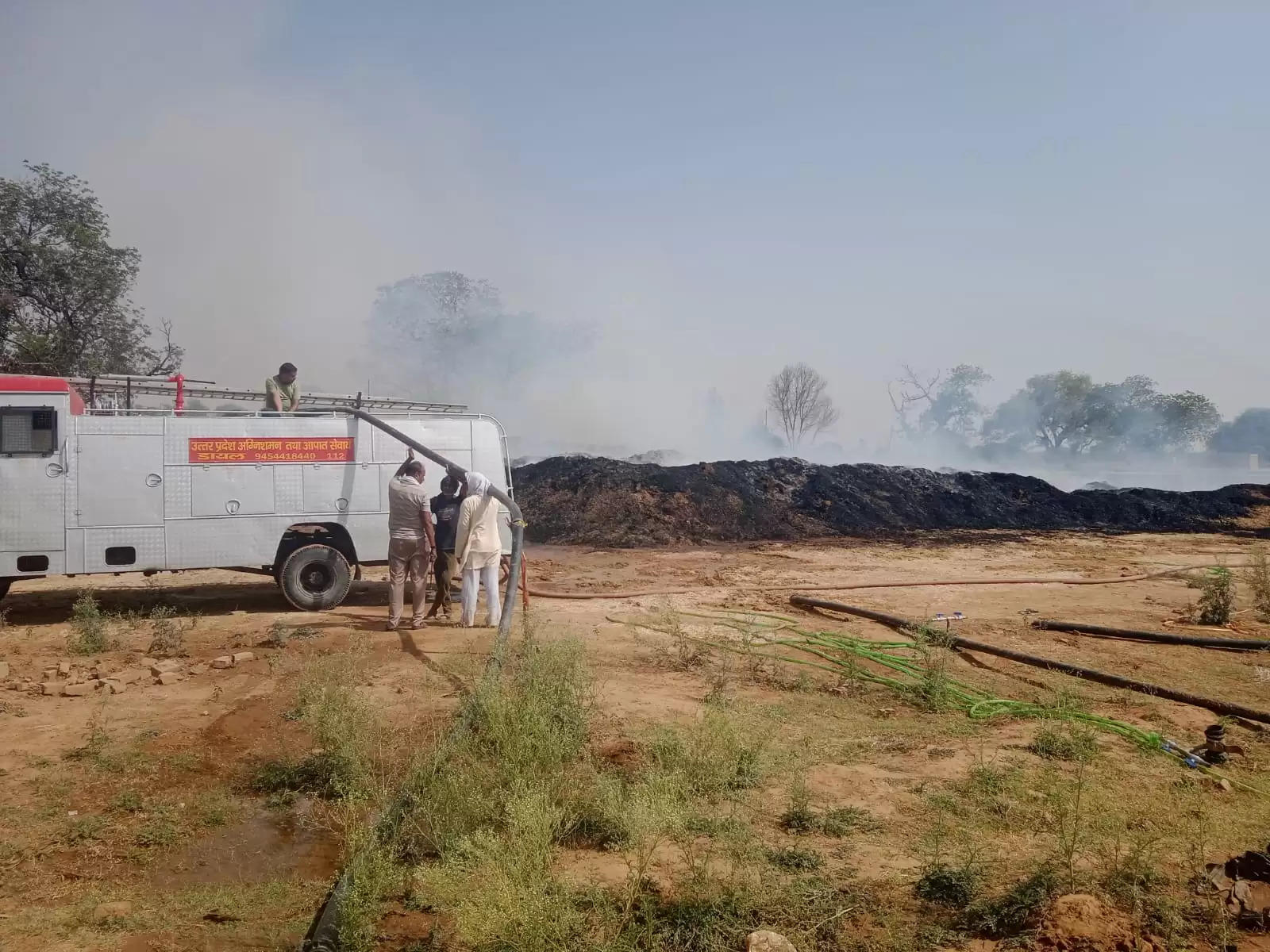 शॉर्ट सर्किट से लगी आग, सैकड़ों बीघा फसल जली