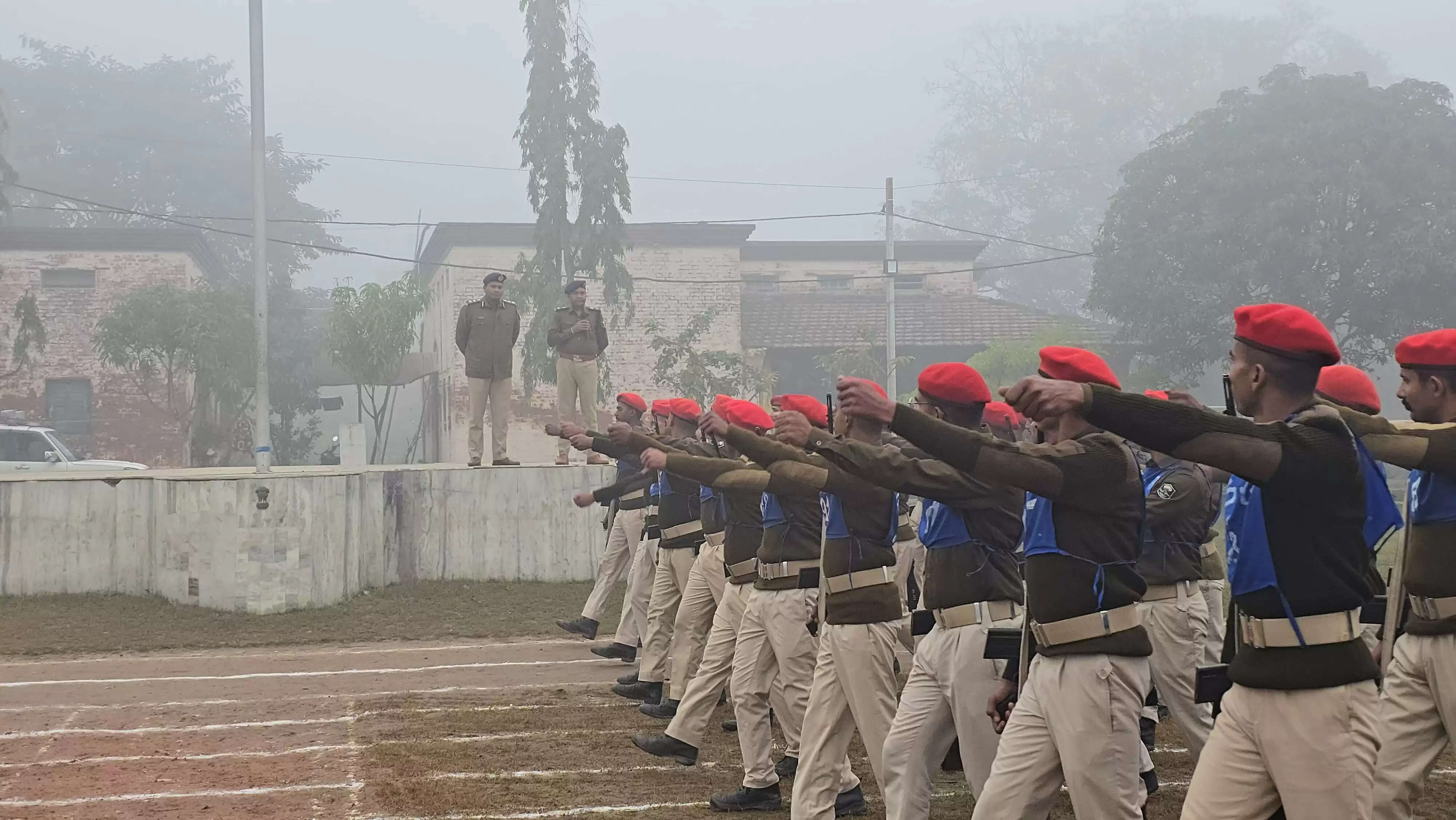 एसएसपी ने पुलिस केंद्र में ली परेड की सलामी, प्रशिक्षुओं को दिया फिटनेस और अनुशासन का मंत्र