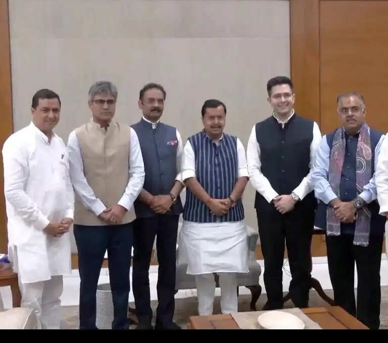 राघव चड्डा समेत आआपा के तीन सांसदों का नितिन नवीन ने किया स्वागत