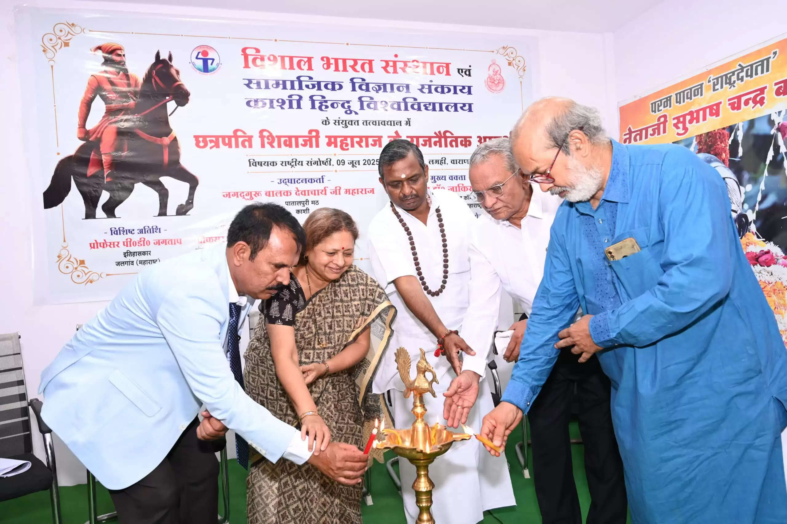 शिवाजी महाराज लोगों के दिलों में बसते हैं: प्रो. जाकिर पठान