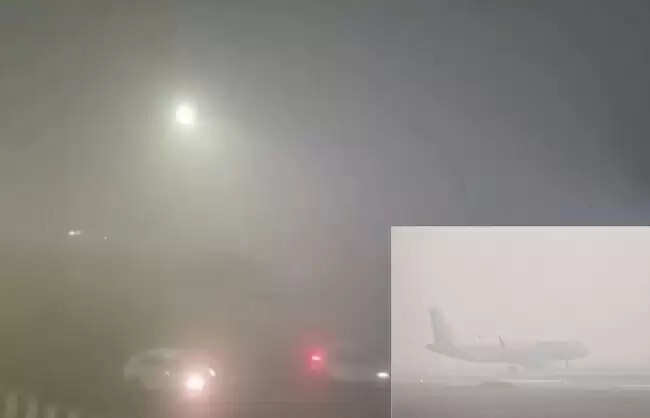 घने कोहरे के कारण फ्लाइट ऑपरेशन प्रभावित, इंडिगो और एयर इंडिया ने जारी की एडवाइजरी