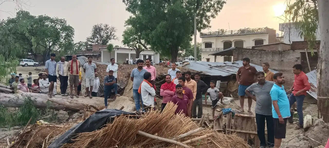 दीवार गिरने से किसान की मौत