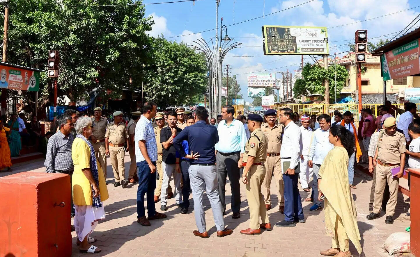 बरसाना में राधाष्टमी को लेकर तैयारियां जोरों पर, 25 लाख श्रद्धालुओं के आने की संभावना
