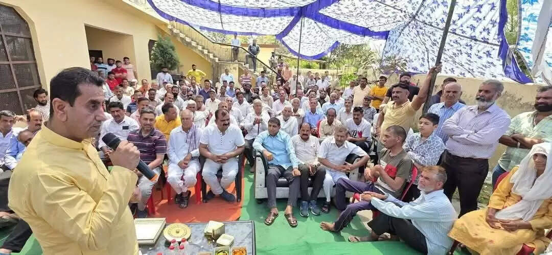 पहलगाम हत्याकांड के बाद पाकिस्तान के खिलाफ कार्रवाई अपरिहार्य: सीमा निवासियों को दिया आश्वासन दिया