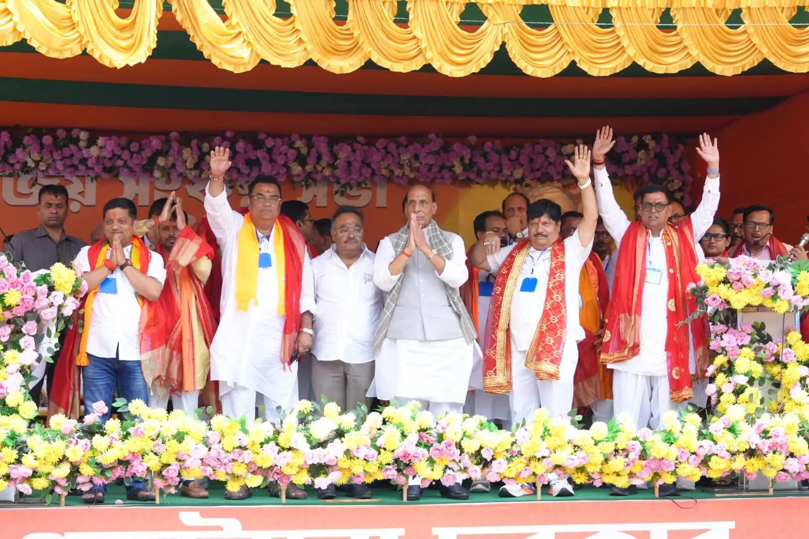 राजनाथ का ममता सरकार पर हमला, बोले- बंगाल की स्थिति को किया बदतर