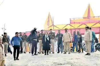 मण्डलायुक्त ने माघ मेला के दृष्टिगत तैयारियों का लिया जायजा, दिए निर्देश