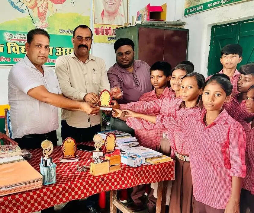 हिंदी भारत की अंतरात्मा, संस्कृति और राष्ट्रीय एकता की सजीव अभिव्यक्ति : अनिल
