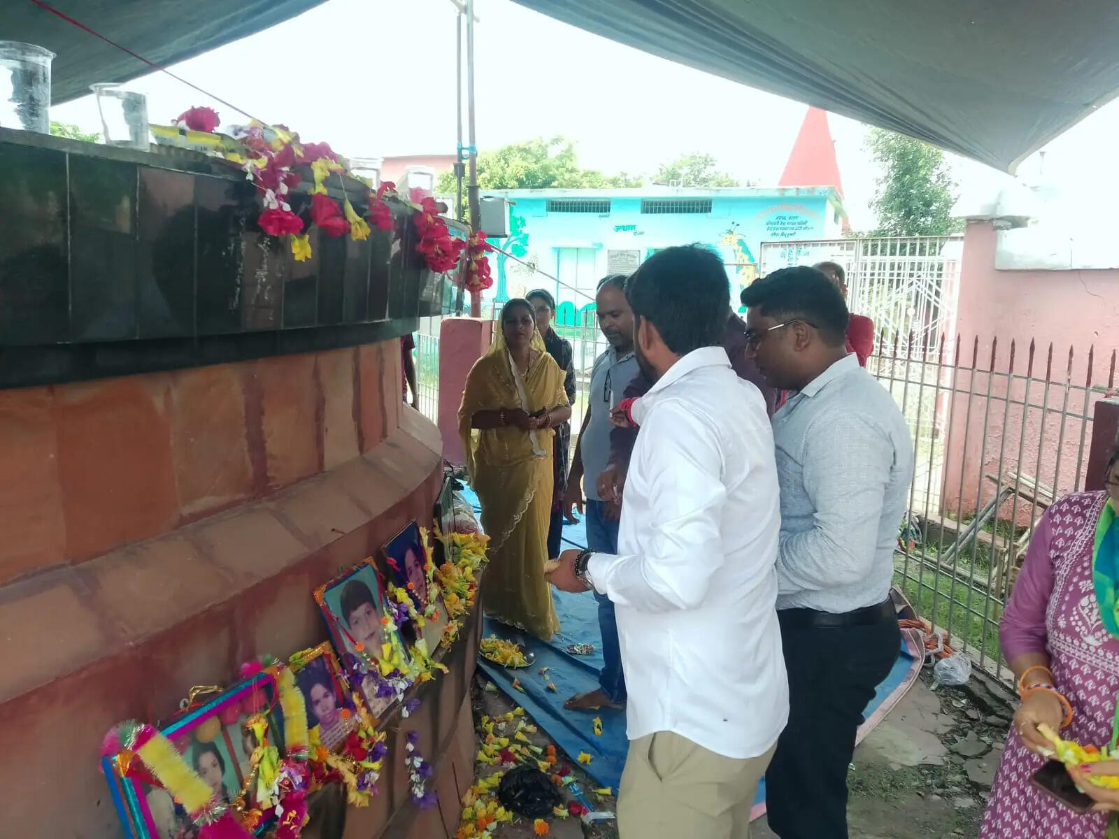 सारण के गंडामन घटना की 13वीं बरसी पर नम आंखों से 23 मासूमों को दी गई श्रद्धांजलि