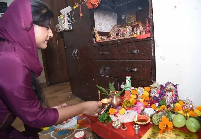 उप्र में दीपावली की धूम, मुख्यमंत्री योगी ने दी शुभकामनाएं