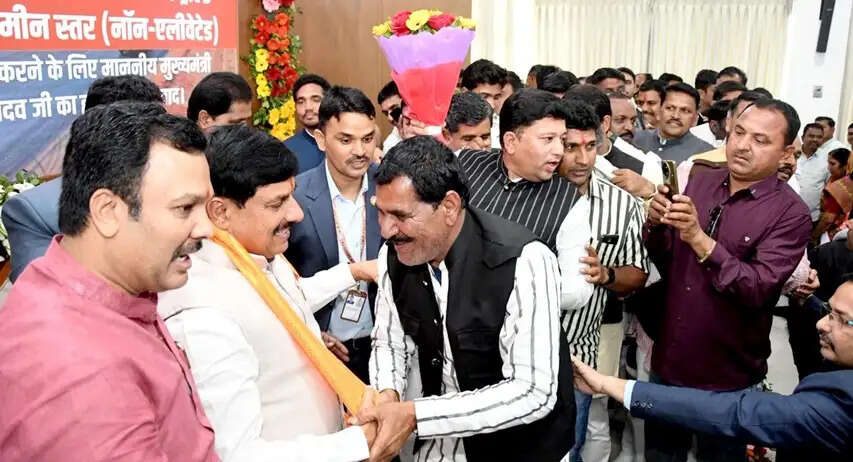 उज्जैन से जावरा ग्रीनफील्ड एक्सेस कंट्रोल्ड परियोजना स्थानीय क्षेत्र के समग्र विकास की बनेगी नई पहचान : मुख्यमंत्री डॉ. यादव