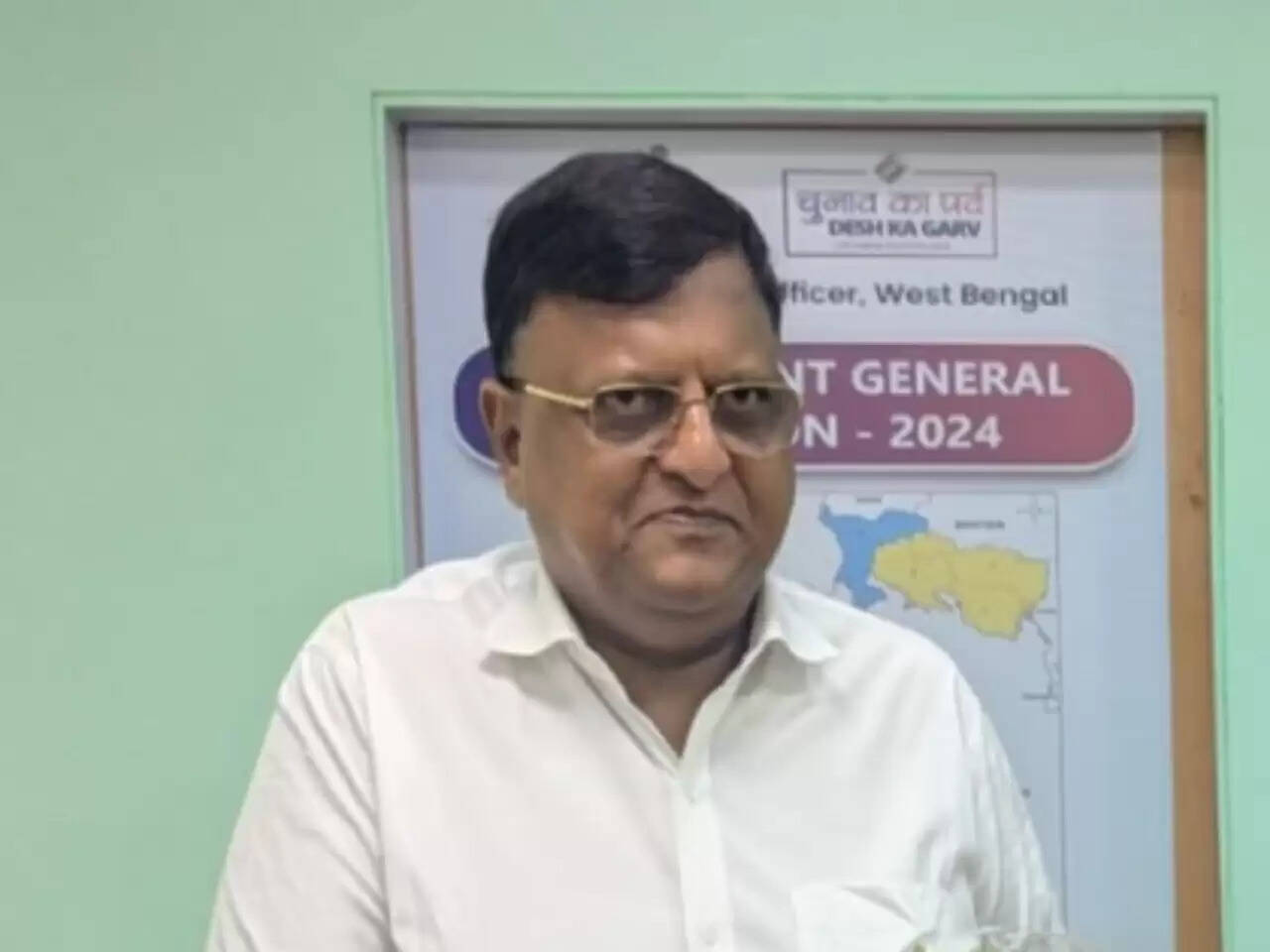 बंगाल में एसआईआर लागू करने की तैयारी: 2002 के आंकड़ों से 3.5 करोड़ मतदाता रिकॉर्ड का मिलान पूरा