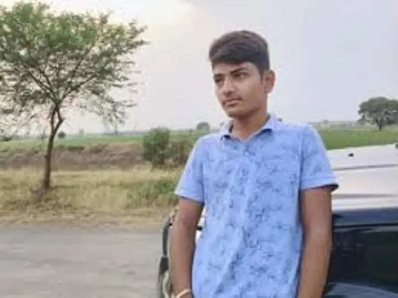 हरदा: अजनाल नदी में पलटा ट्रैक्टर, 15 वर्षीय किशोर की मौत