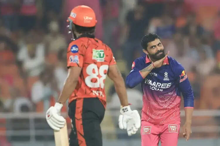 आईपीएल 2026 : राजस्थान की दमदार जीत से हैदराबाद बाहर, सूर्यवंशी की विस्फोटक पारी ने बदला मैच