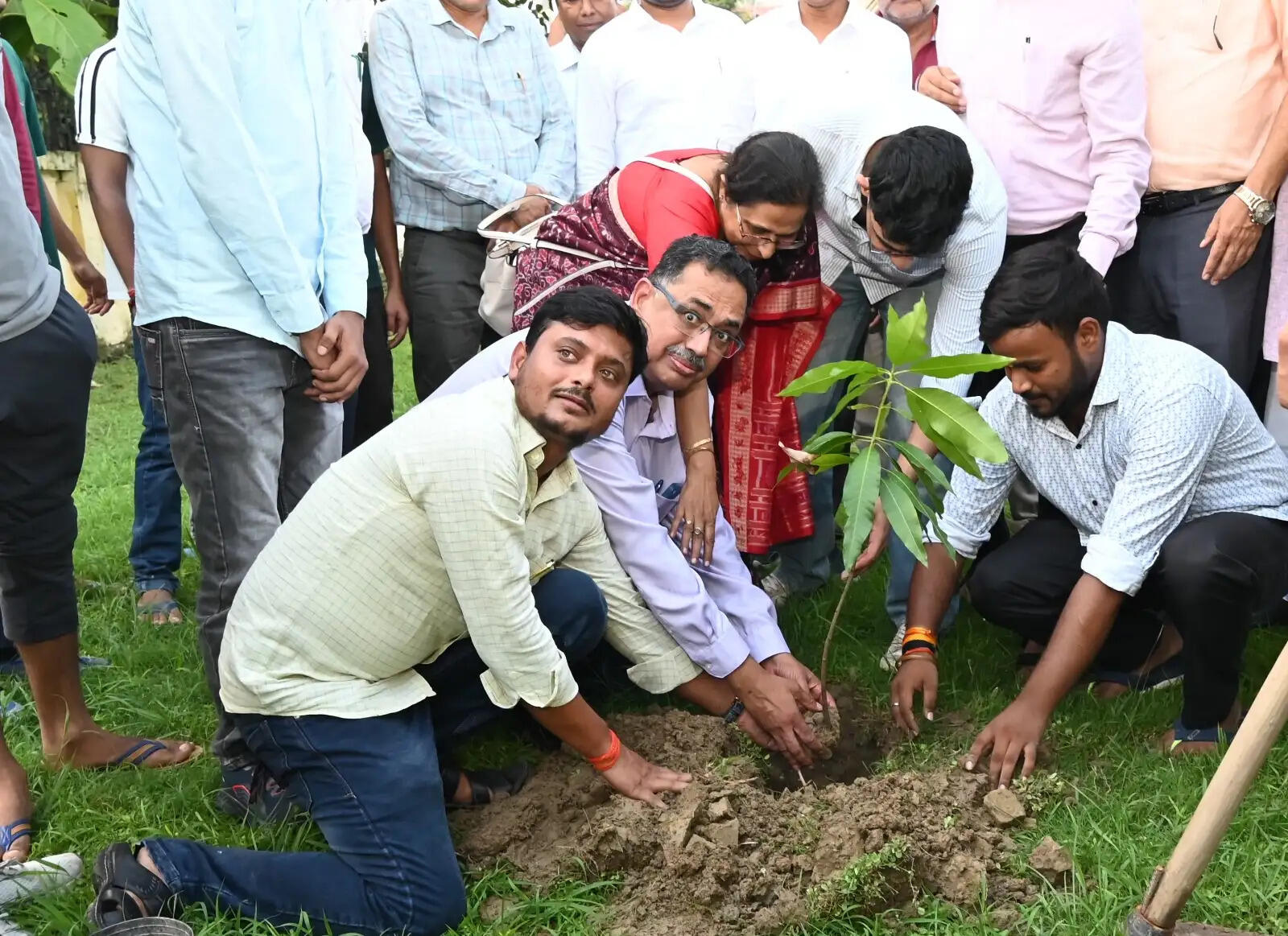 प्रो. राकेश कुमार सिंह ने संभाला पूर्वांचल विश्वविद्यालय के कुलपति का पदभार