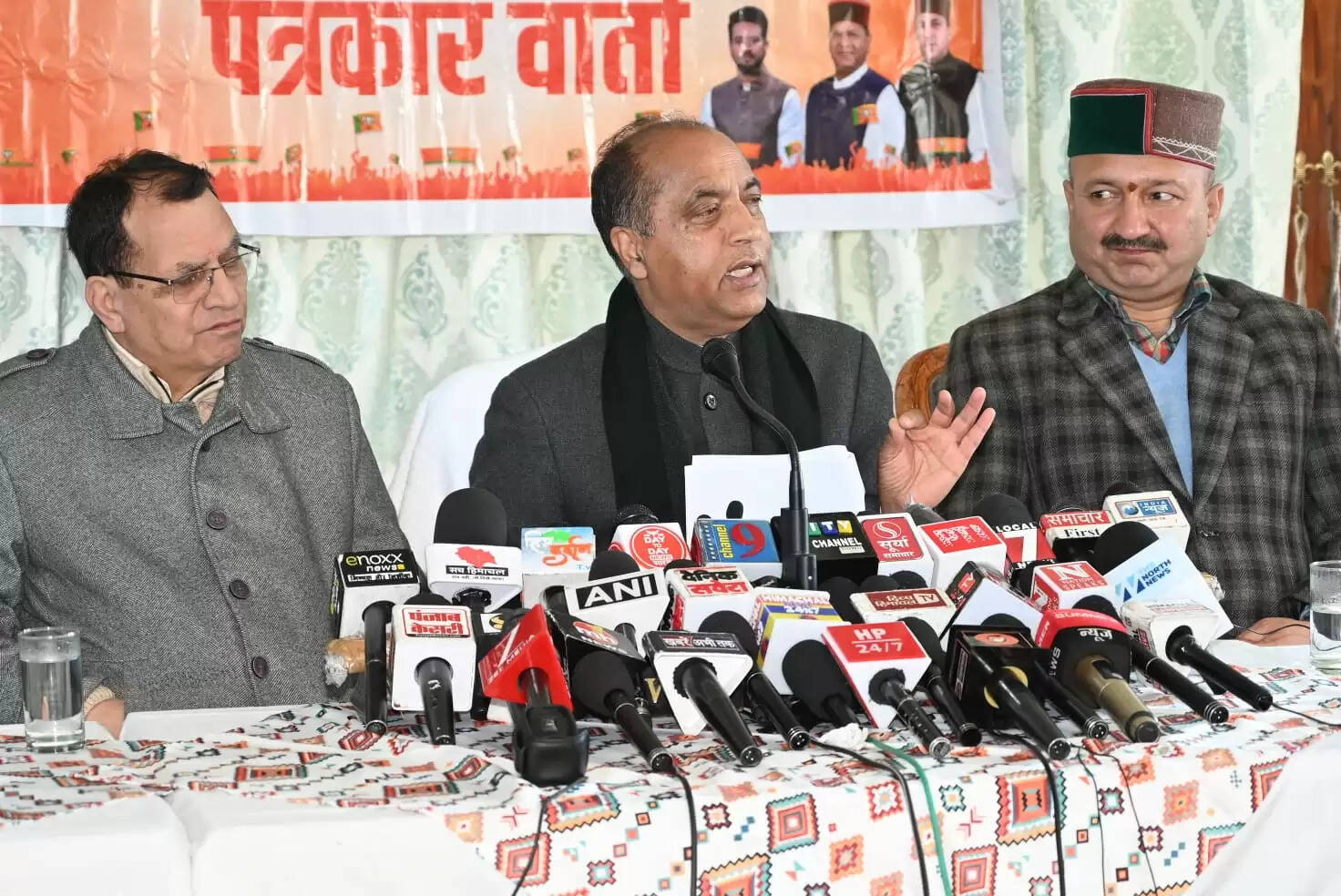 आरडीजी मुद्दे पर कांग्रेस राजनीति कर रही : जयराम ठाकुर