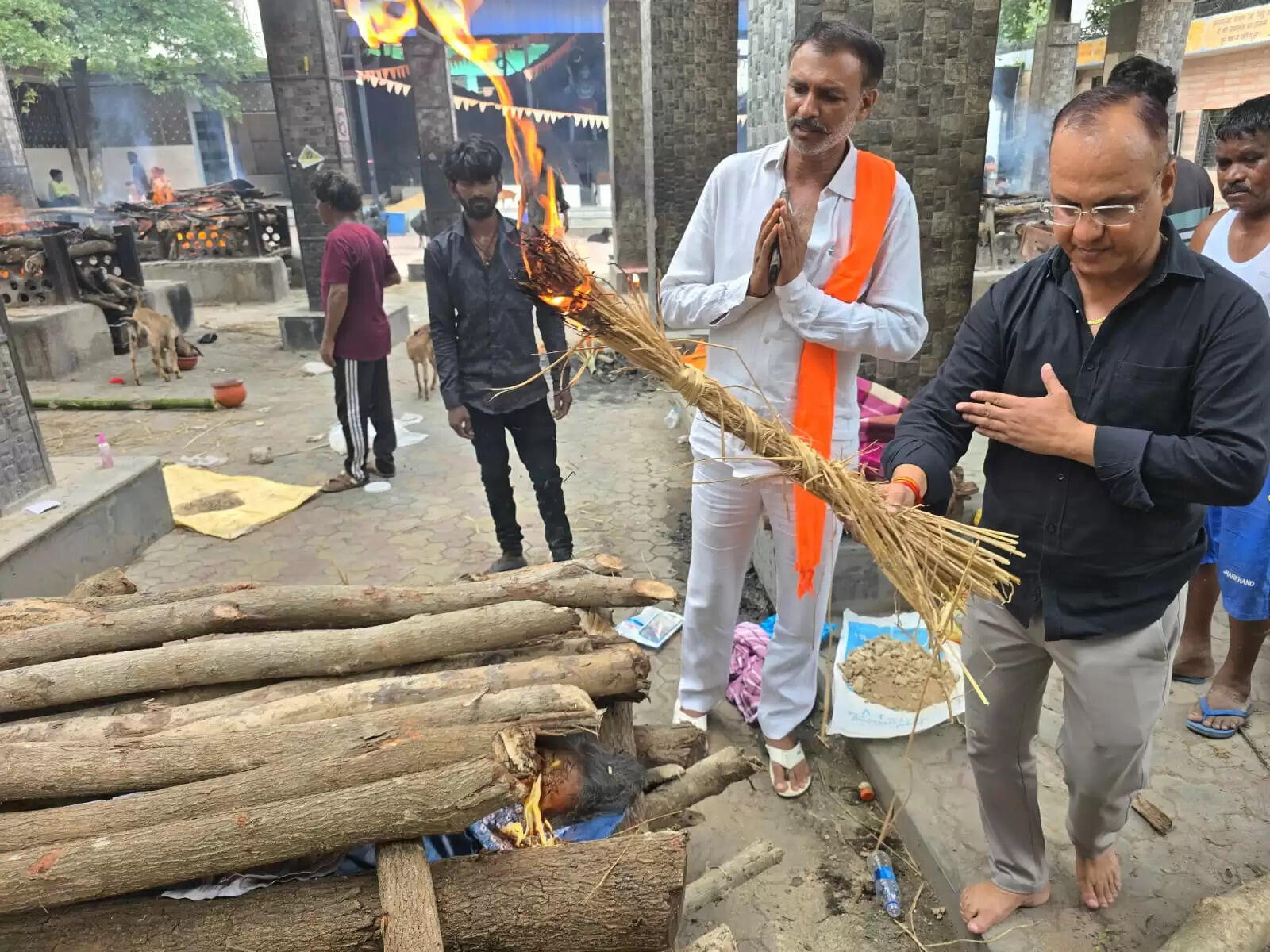 अनाथ पुष्पिता राय पंचतत्व में विलीन, विहिप ने निभाया दायित्व